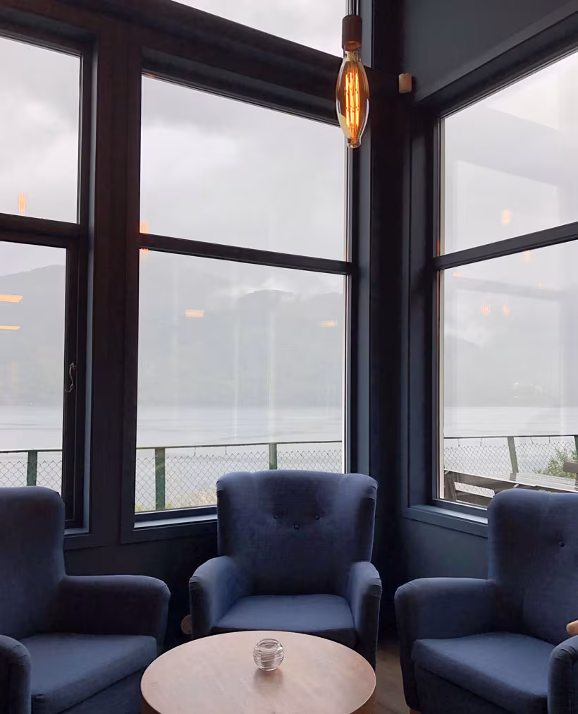 Modern double glazing sliding windows balcony